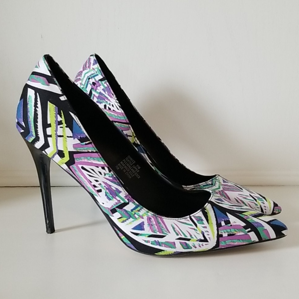Madden Girl Multicolor Geometric Heels